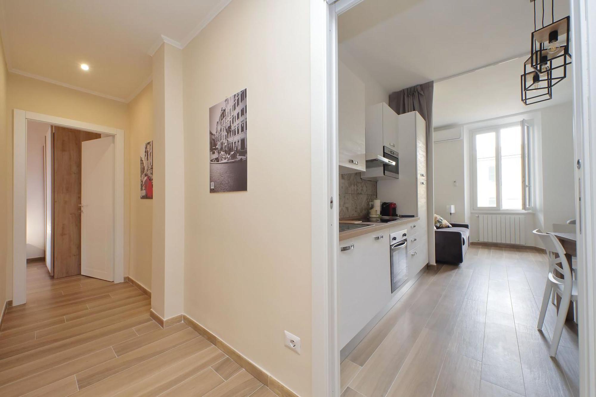 Prestigious Re Di Roma Apartment Exterior photo